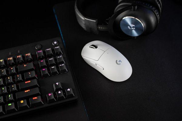 Il mouse Logitech G Pro x Superlight a meno di $ 100 è perfetto per i giochi
